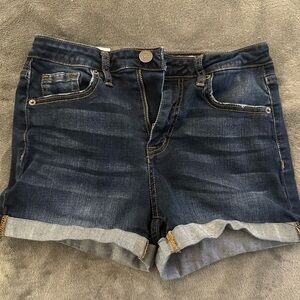 Aeropostale size 6 high waisted midi Denim Shorts